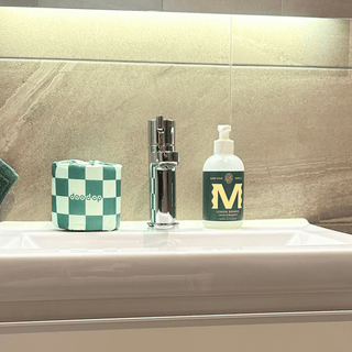 Toilet paper 1-pack | Fresh and Fancy rolls checkered